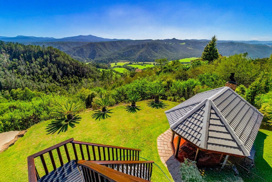 4 Bedroom Property for Sale in Phantom River View Western Cape